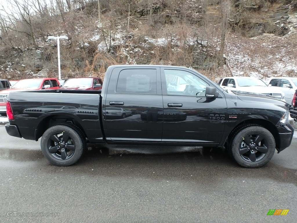 2018 1500 Big Horn Crew Cab 4x4 - Brilliant Black Crystal Pearl / Black/Diesel Gray photo #7