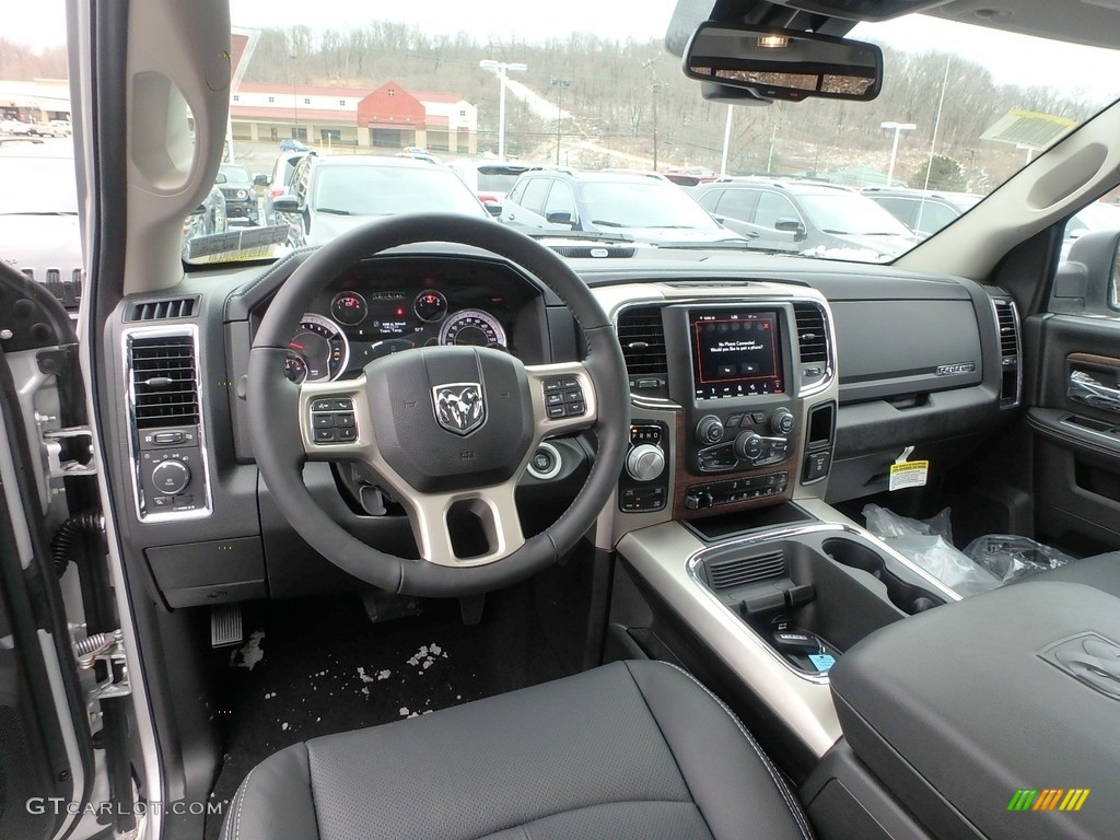 2018 1500 Laramie Crew Cab 4x4 - Bright Silver Metallic / Black photo #14