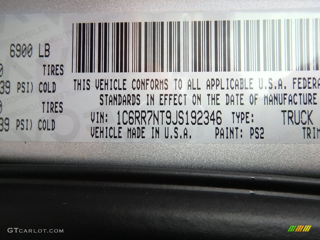 2018 1500 Laramie Crew Cab 4x4 - Bright Silver Metallic / Black photo #16