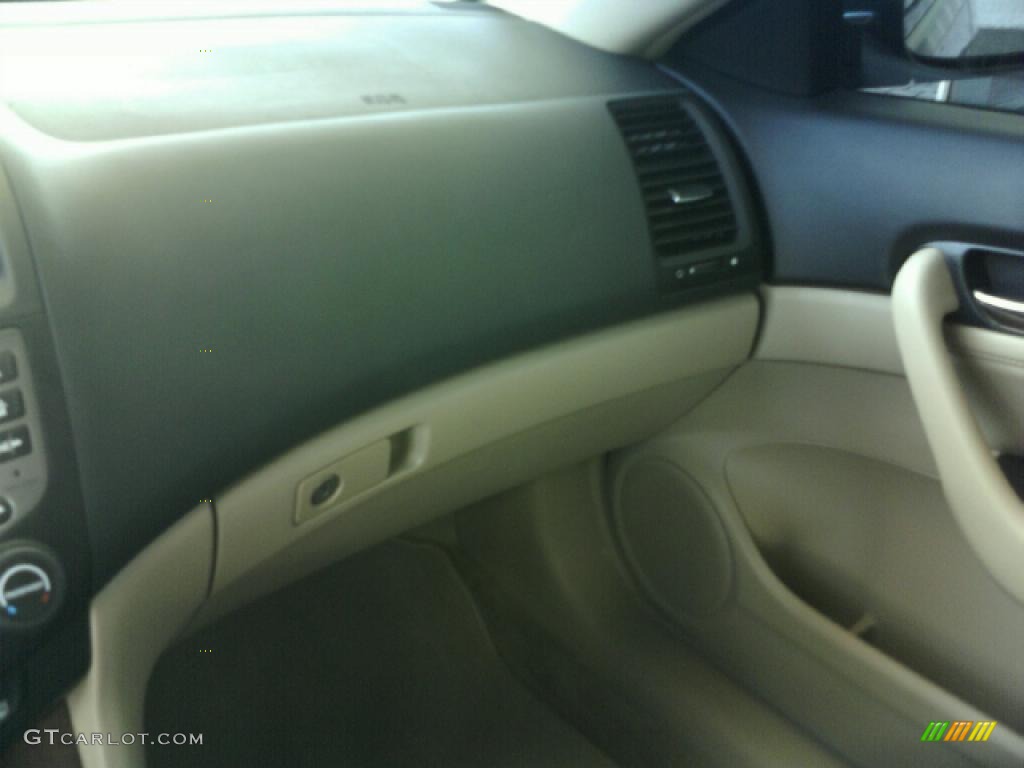 2006 Accord EX V6 Coupe - Desert Mist Metallic / Ivory photo #10