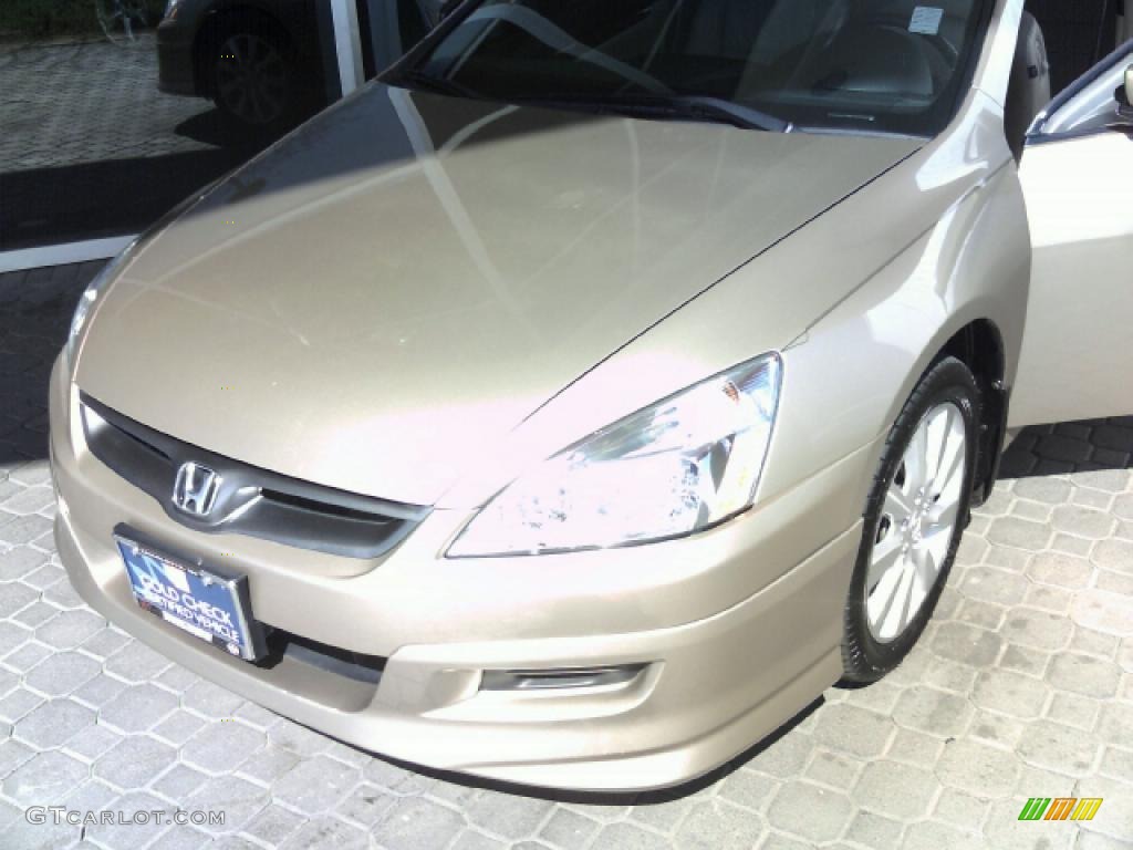 2006 Accord EX V6 Coupe - Desert Mist Metallic / Ivory photo #20