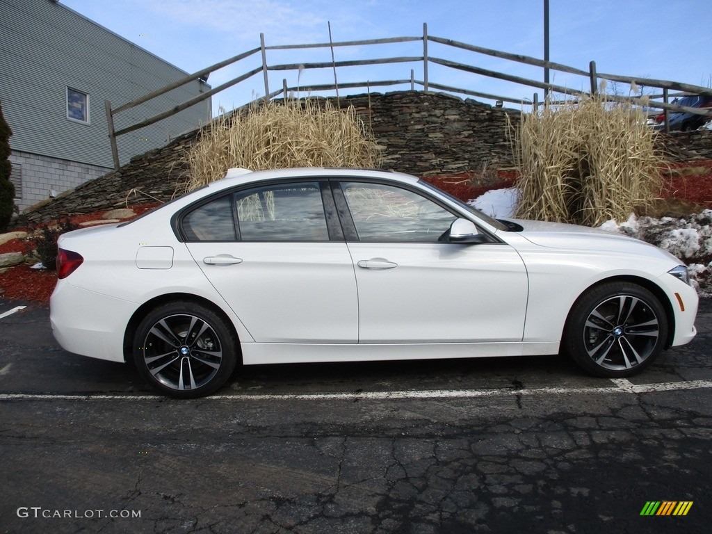 2018 3 Series 330i xDrive Sedan - Alpine White / Cognac photo #2