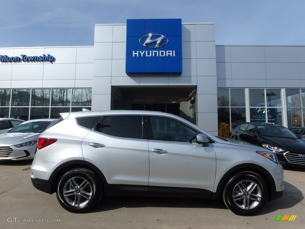 Sparkling Silver Hyundai Santa Fe Sport