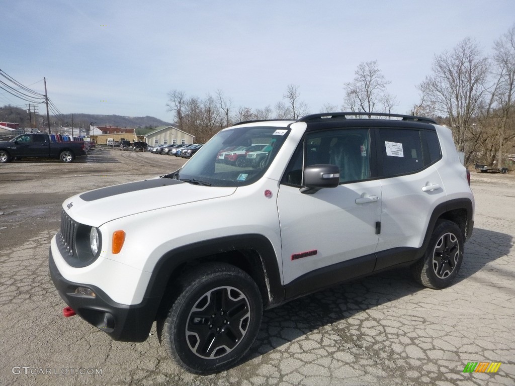 2017 Renegade Trailhawk 4x4 - Alpine White / Black photo #1