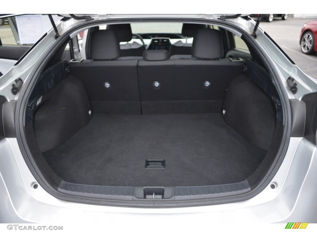 2016 Prius Two - Classic Silver Metallic / Moonstone photo #11