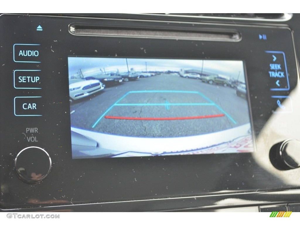 2016 Prius Two - Classic Silver Metallic / Moonstone photo #16