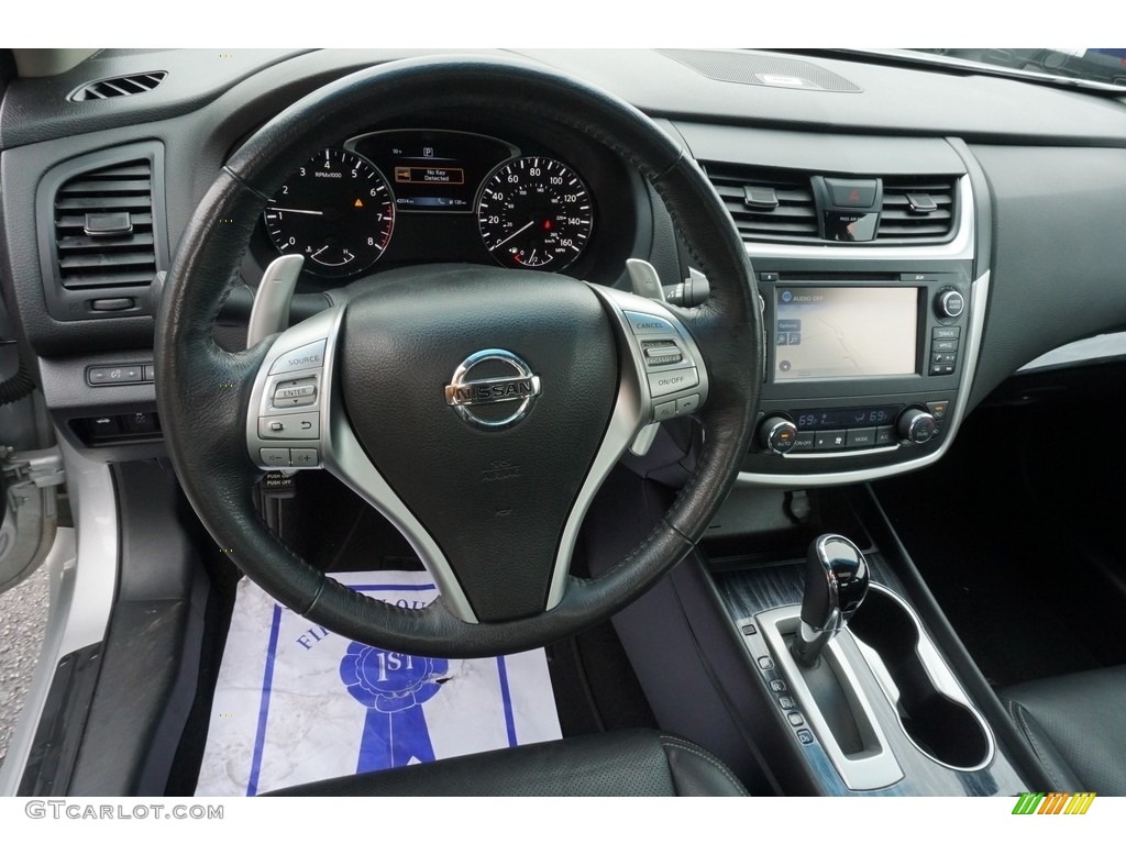 2017 Nissan Altima 3.5 SL Charcoal Dashboard Photo #125418761