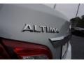 2017 Nissan Altima 3.5 SL Badge and Logo Photo