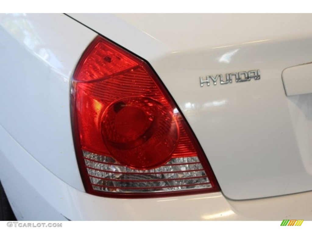 2004 Elantra GLS Sedan - Nordic White / Beige photo #9