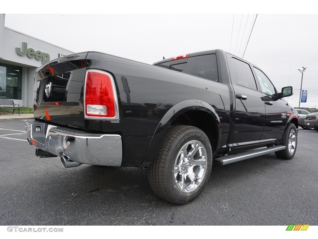 2018 1500 Laramie Crew Cab - Brilliant Black Crystal Pearl / Black photo #12