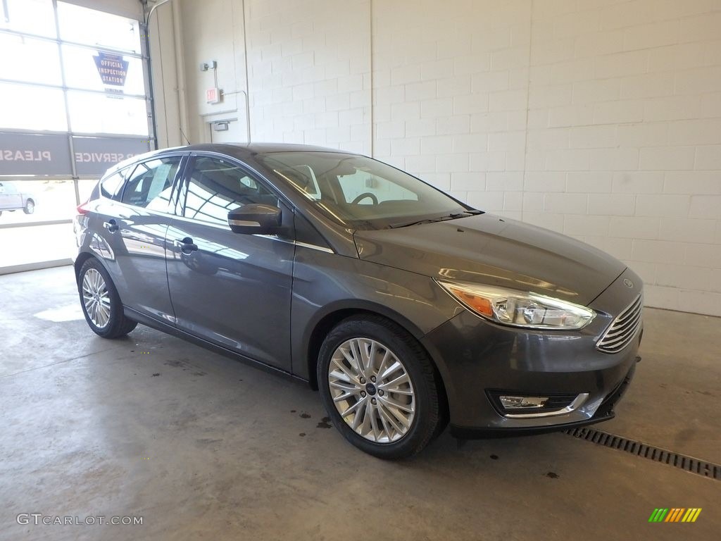 2018 Magnetic Ford Focus Titanium Hatch 125403596 GTCarLot Car 2018-magnetic-ford-focus-titanium-hatch-125403596-gtcarlot-car