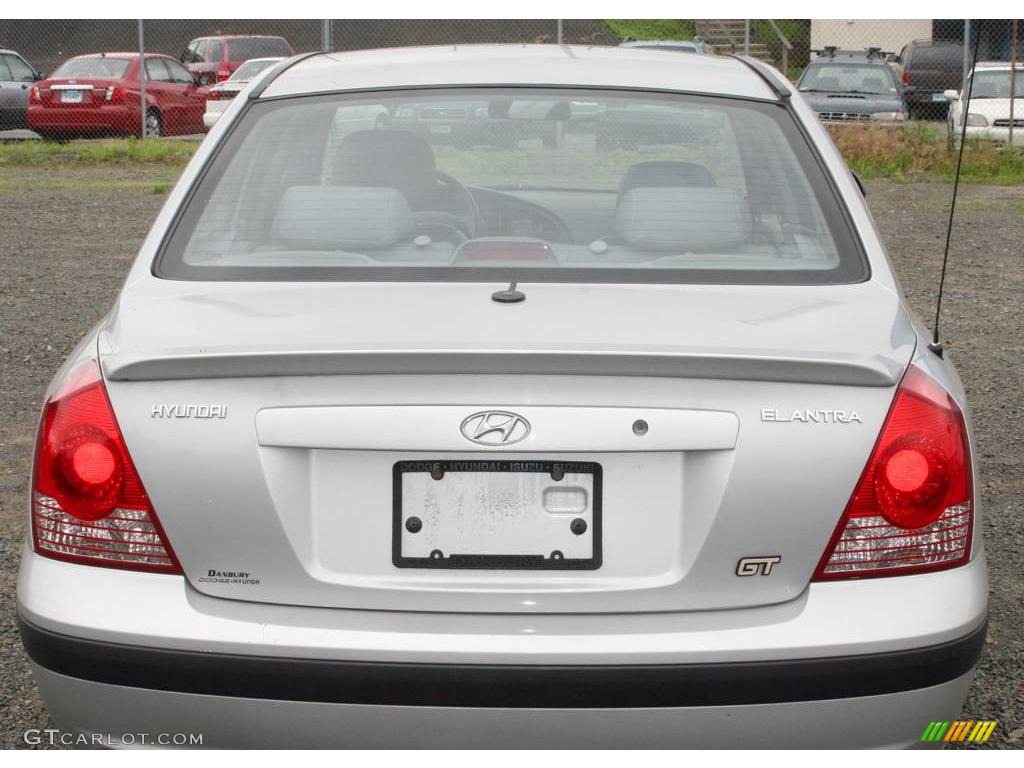 2004 Elantra GT Sedan - Sterling Silver / Gray photo #6