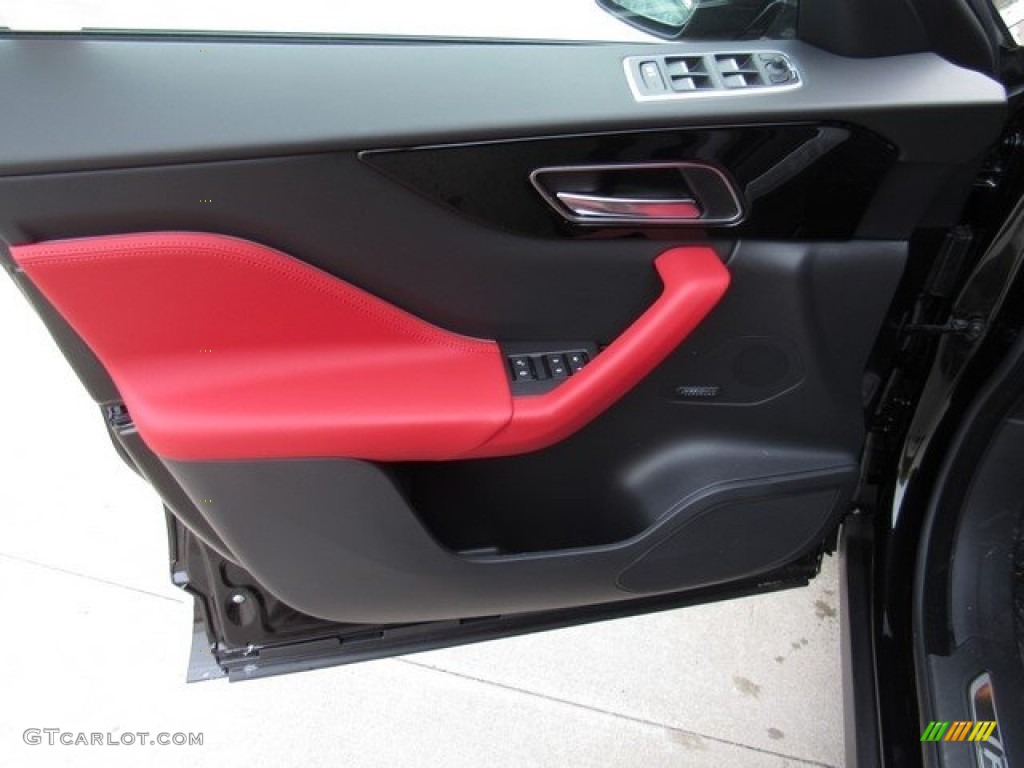 2018 Jaguar F-PACE 25t AWD R-Sport Door Panel Photos