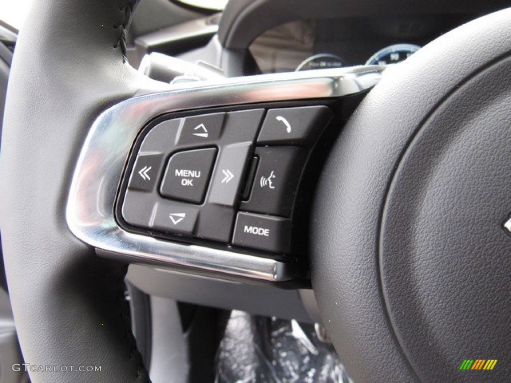 2018 Jaguar F-PACE 25t AWD R-Sport Controls Photo #125428786