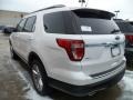 2018 White Platinum Ford Explorer XLT 4WD  photo #3