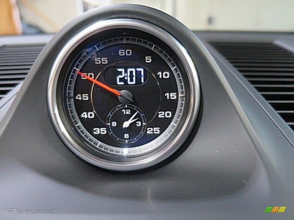 2017 Porsche Macan Turbo Gauges Photos