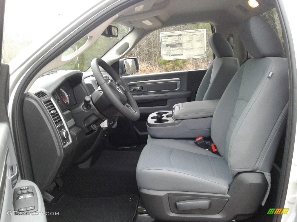 2018 1500 Tradesman Regular Cab - Bright Silver Metallic / Black/Diesel Gray photo #10