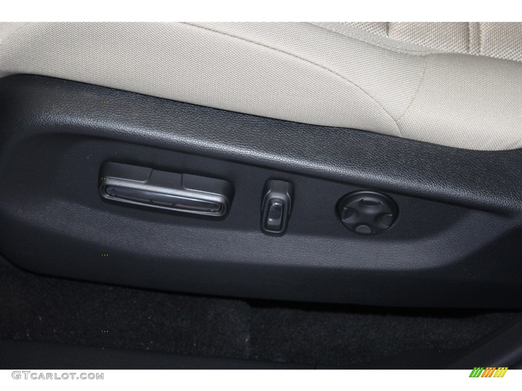 2018 CR-V EX - White Diamond Pearl / Ivory photo #17