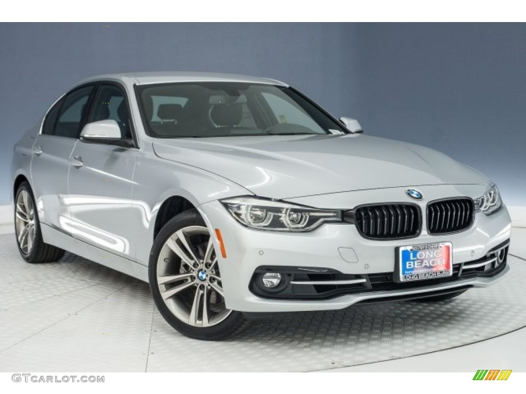 2018 3 Series 330i Sedan - Glacier Silver Metallic / Black photo #11