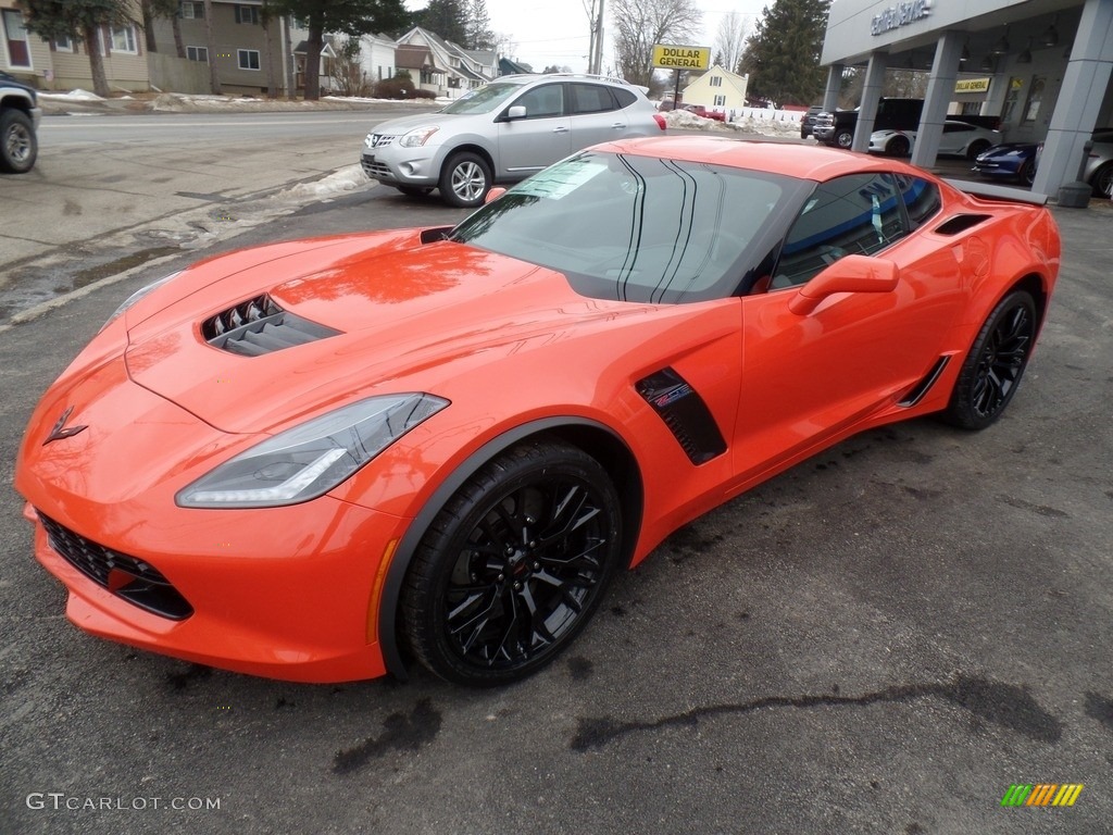 Sebring Orange Tintcoat 2019 Chevrolet Corvette Z06 Coupe Exterior Photo #125445322