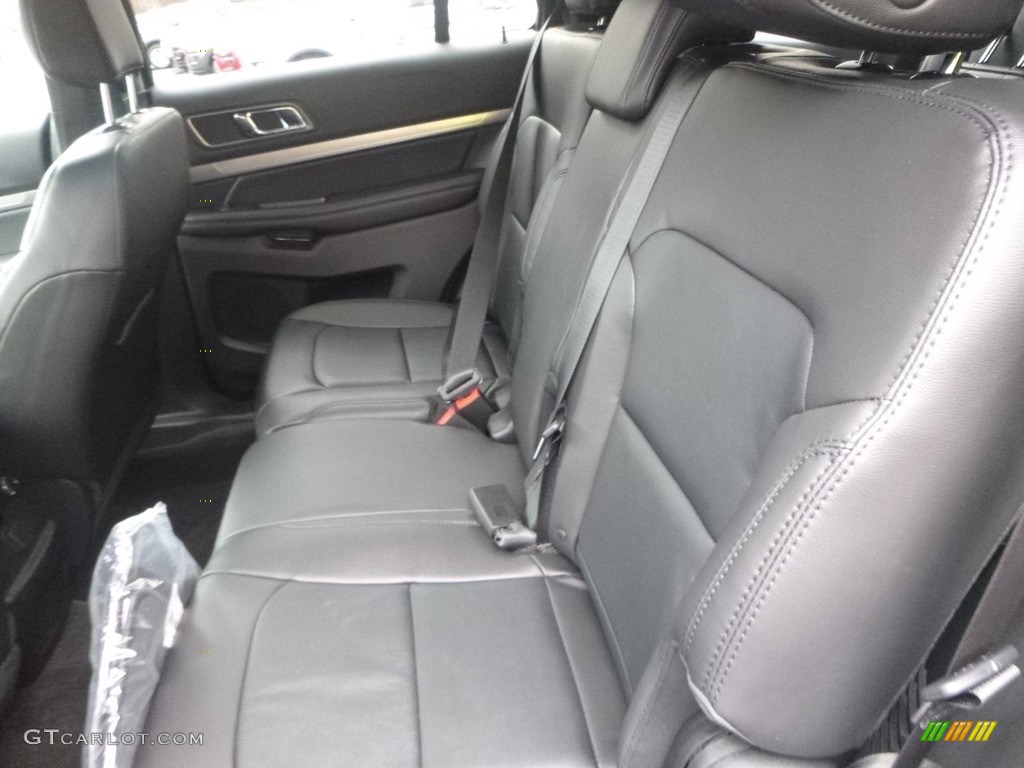 2018 Explorer XLT 4WD - Ingot Silver / Ebony Black photo #8