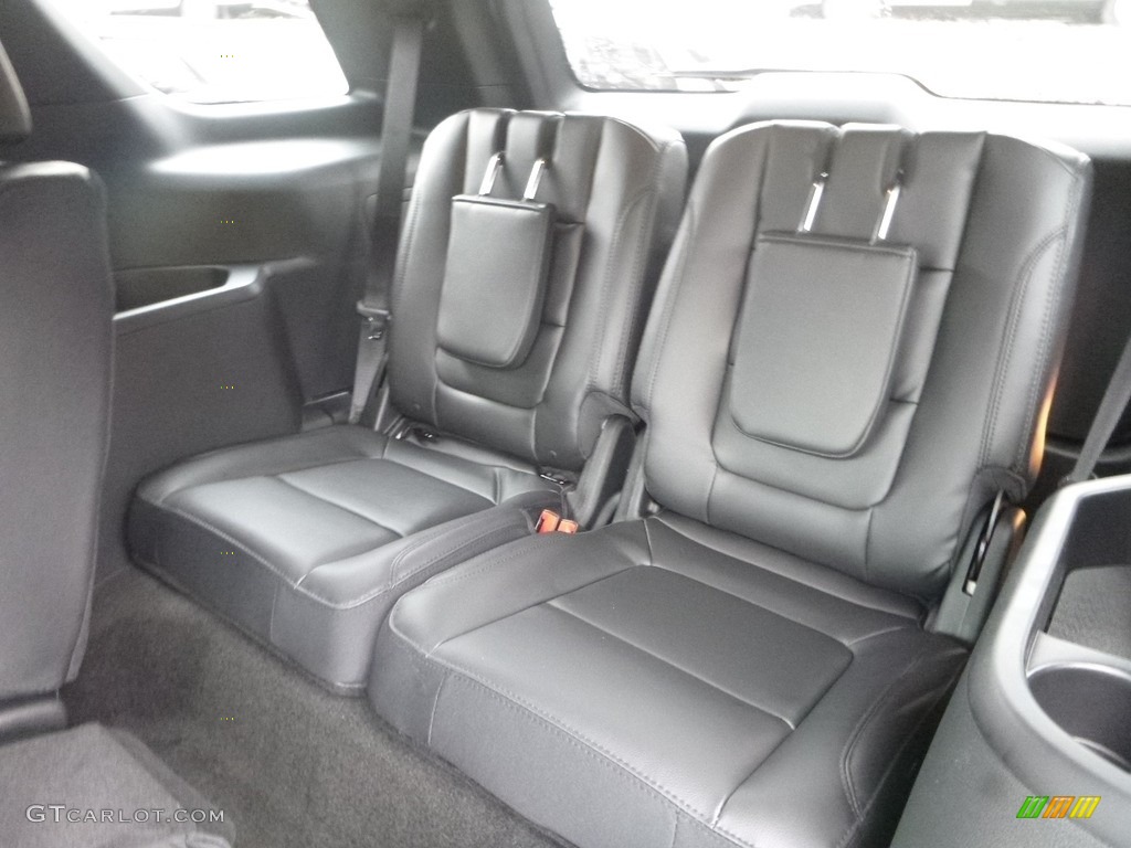 2018 Explorer XLT 4WD - Ingot Silver / Ebony Black photo #9
