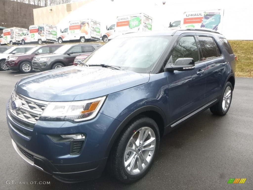 2018 Explorer XLT 4WD - Blue Metallic / Medium Stone photo #5