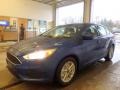 Lightning Blue - Focus SE Sedan Photo No. 4