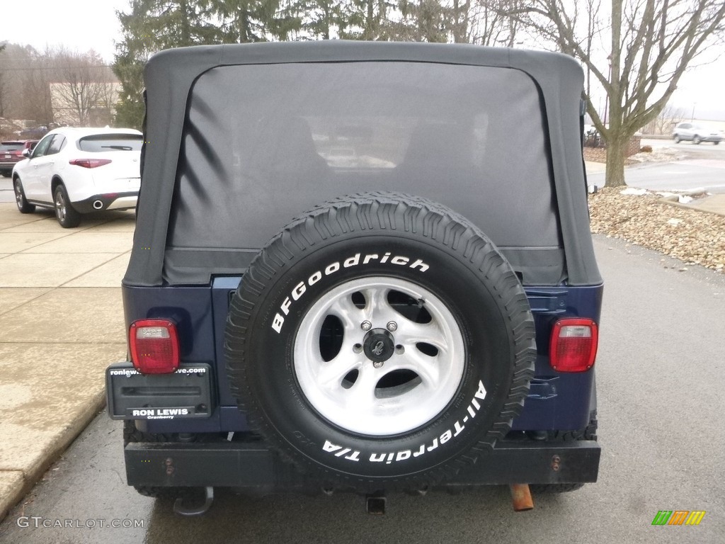 2004 Wrangler X 4x4 - Patriot Blue Pearl / Dark Slate Gray photo #8
