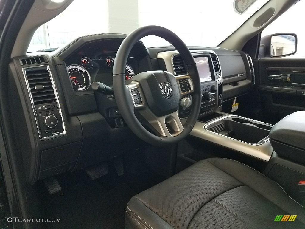 2018 1500 Laramie Crew Cab 4x4 - Brilliant Black Crystal Pearl / Black photo #7