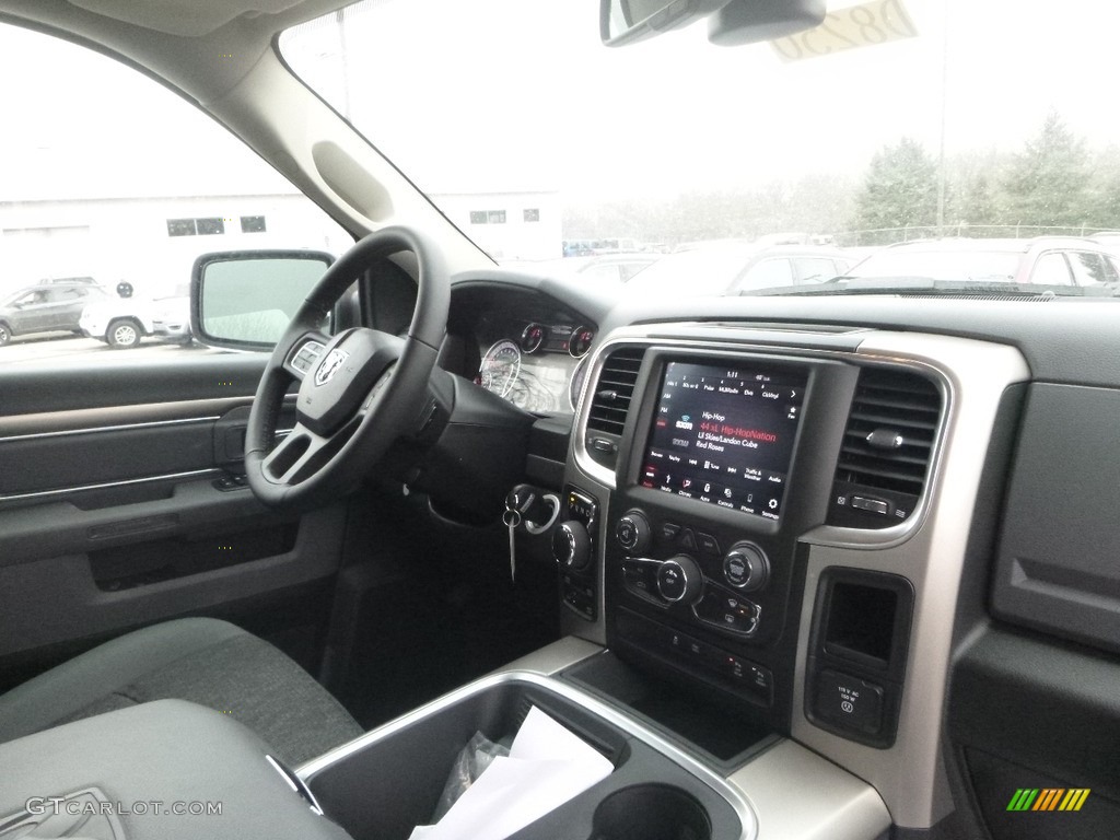 2018 1500 Big Horn Crew Cab 4x4 - Granite Crystal Metallic / Black/Diesel Gray photo #11