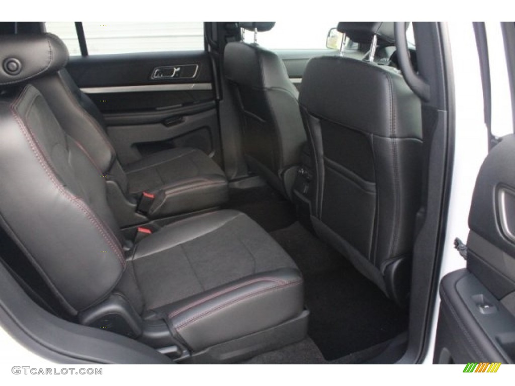 2018 Explorer XLT - White Platinum / Ebony Black photo #33