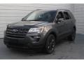 2018 Magnetic Metallic Ford Explorer XLT  photo #3