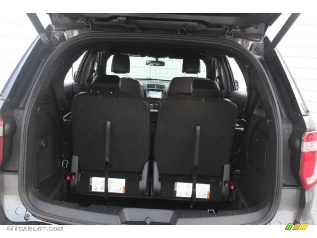 2018 Explorer XLT - Magnetic Metallic / Ebony Black photo #27