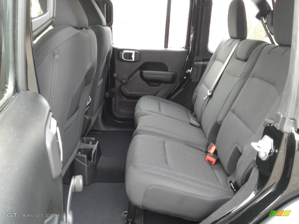 2018 Jeep Wrangler Unlimited Sport 4x4 Rear Seat Photo #125474286