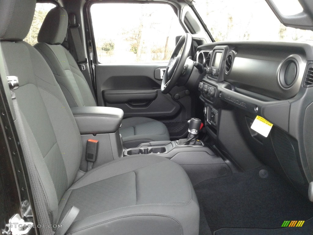2018 Jeep Wrangler Unlimited Sport 4x4 Front Seat Photo #125474352