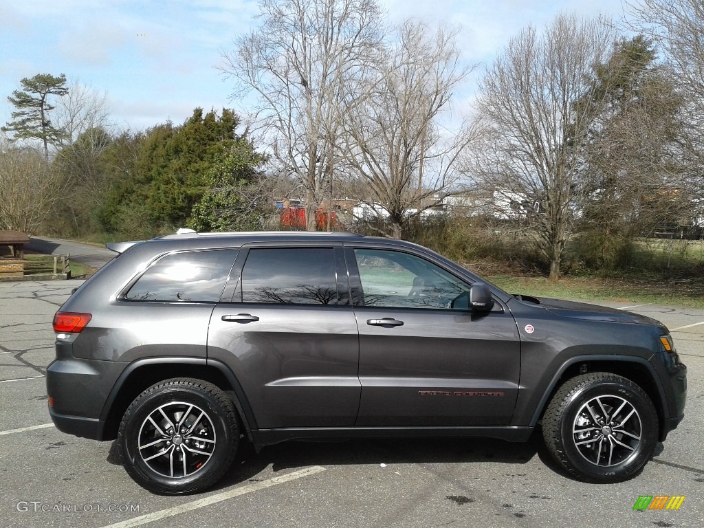 Granite Crystal Metallic 2018 Jeep Grand Cherokee Trailhawk 4x4 Exterior Photo #125474874