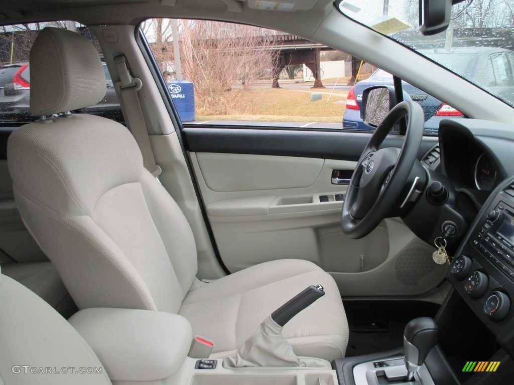 2013 XV Crosstrek 2.0 Premium - Marine Blue Pearl / Ivory photo #17