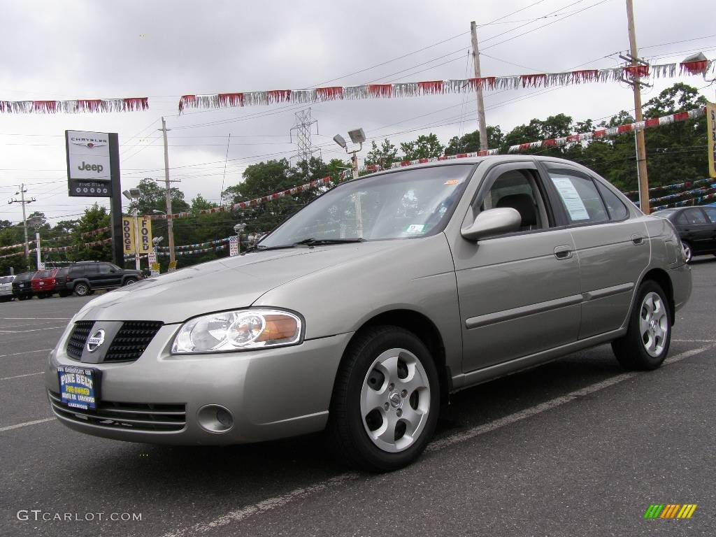 2004 Sentra 1.8 S - Radium Gray / Taupe photo #1