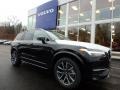 Front 3/4 View of 2018 XC90 T5 AWD Momentum