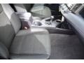 Super White - RAV4 LE Photo No. 17