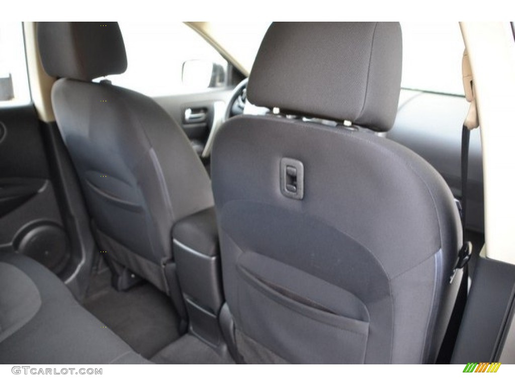 2011 Rogue S AWD - Platinum Graphite / Black photo #20