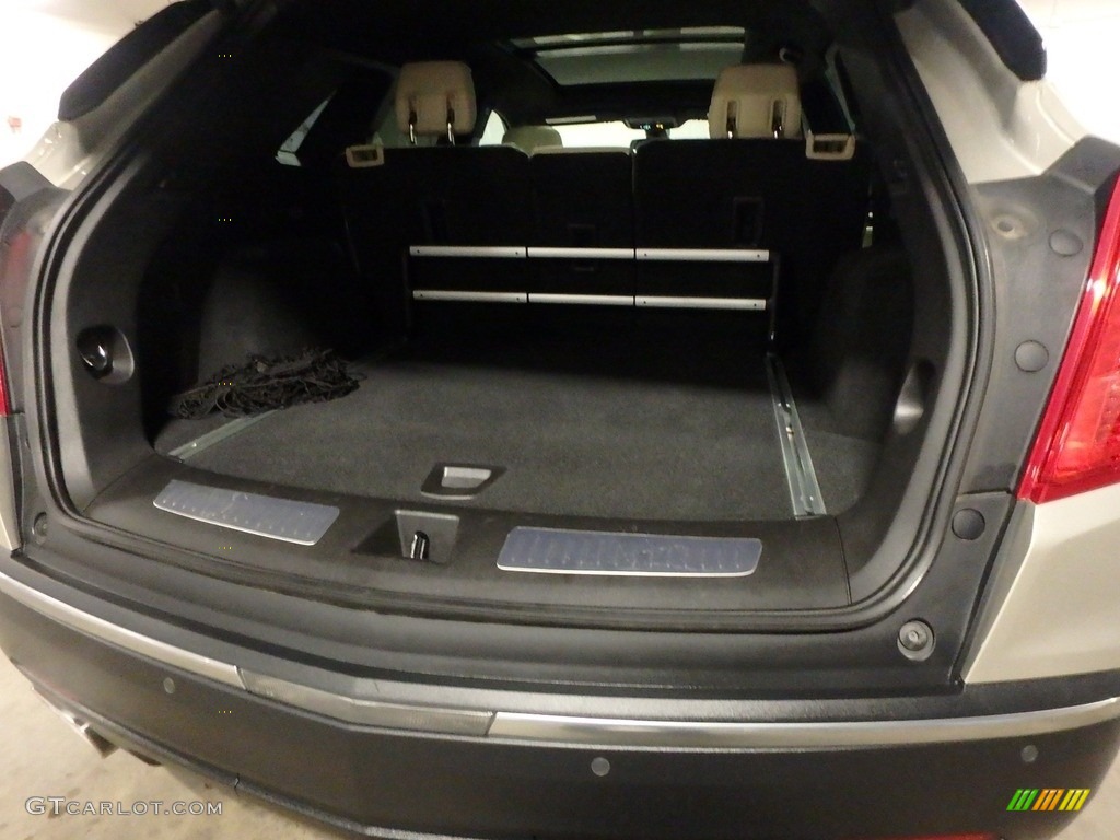 2017 XT5 Luxury AWD - Silver Coast Metallic / Sahara Beige photo #22
