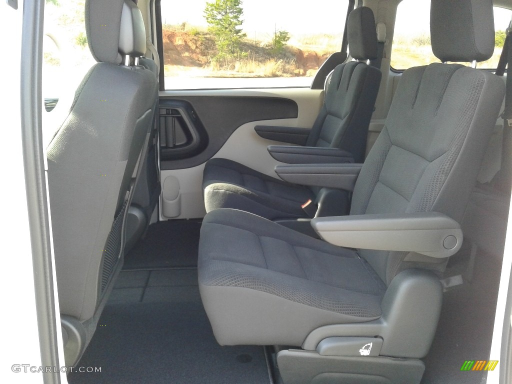 Black/Light Graystone Interior 2018 Dodge Grand Caravan SE Photo #125492480