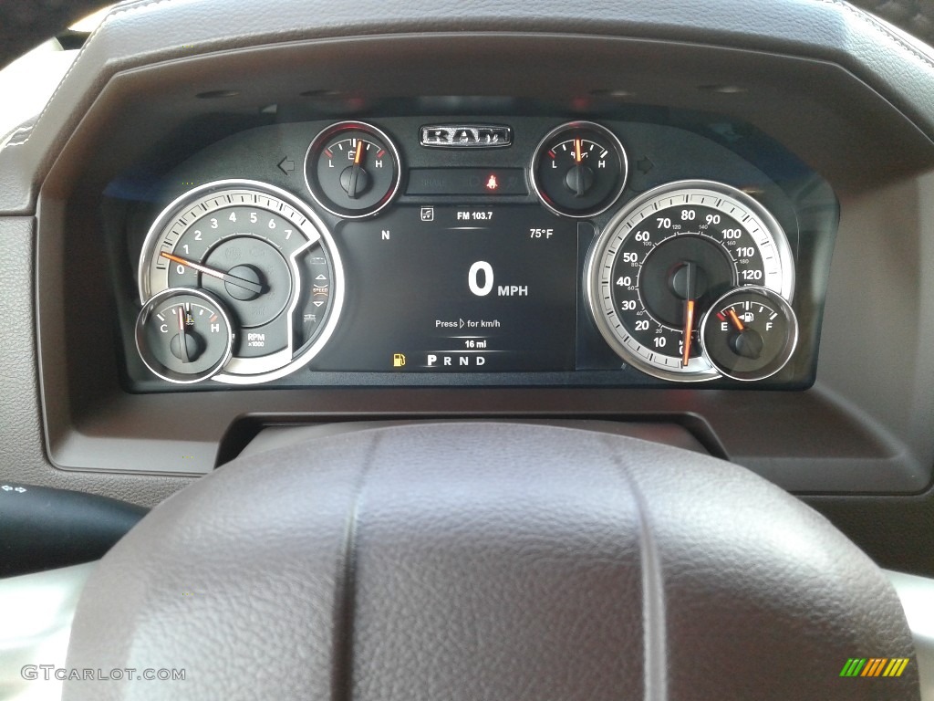 2018 1500 Laramie Crew Cab 4x4 - Flame Red / Canyon Brown/Light Frost Beige photo #20