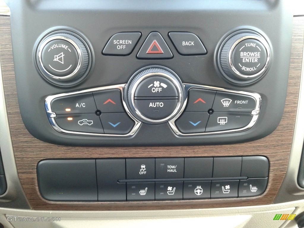 2018 1500 Laramie Crew Cab 4x4 - Flame Red / Canyon Brown/Light Frost Beige photo #29
