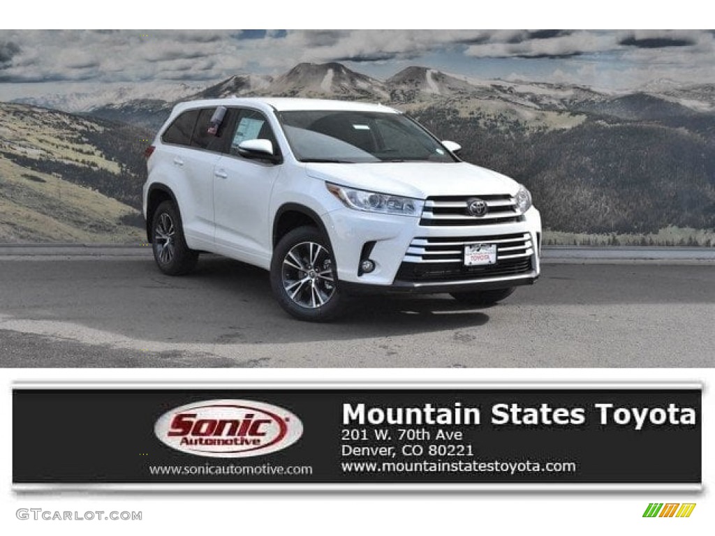 2018 Highlander LE AWD - Blizzard White Pearl / Black photo #1