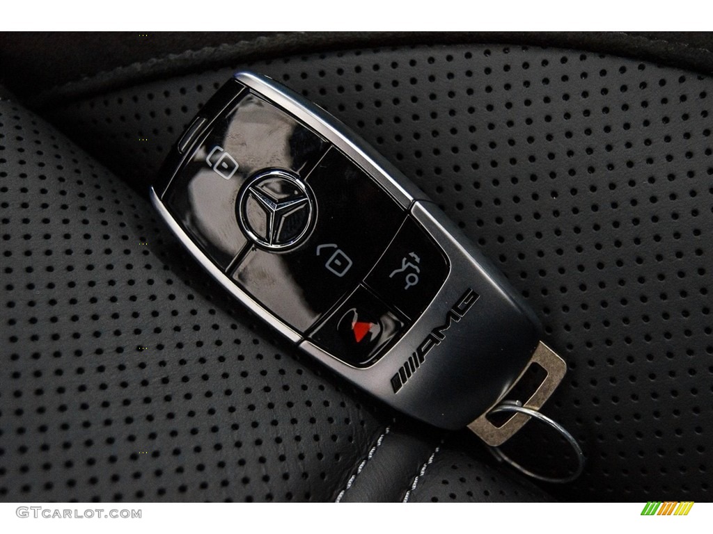 2018 E AMG 63 S 4Matic - Obsidian Black Metallic / Black photo #11