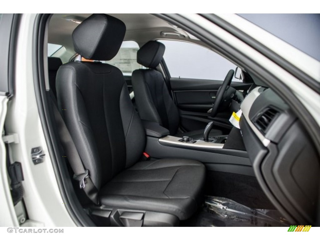 2018 3 Series 320i Sedan - Alpine White / Black photo #2