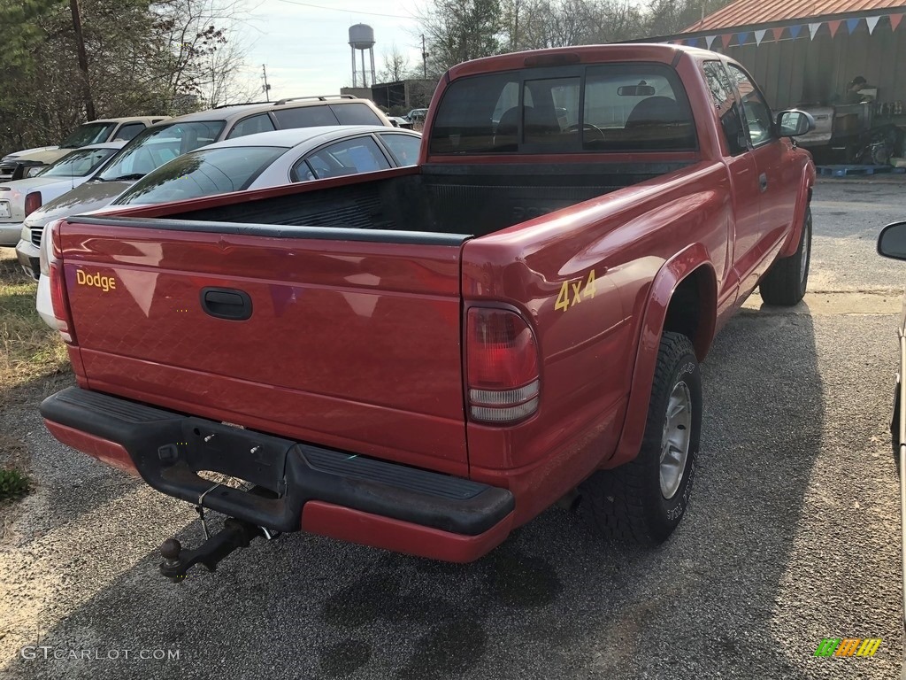 1998 Dakota SLT Extended Cab 4x4 - Metallic Red / Mist Gray photo #5